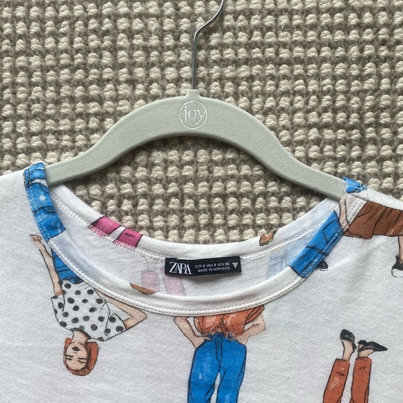 Zara Multi-Colored Women Tee - Picture 2 of 3